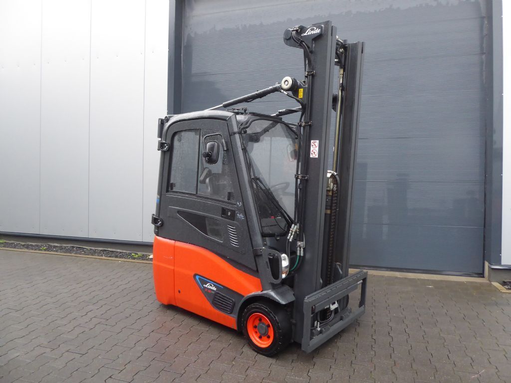 Linde E16-02 Elektro 3 Rad-Stapler www.zeidlerstapler.at