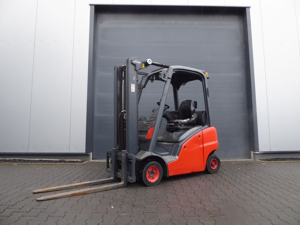 Linde H18T-01 Treibgasstapler www.stapler-wiener.at Linde H18T-01 Treibgasstapler www.stapler-wiener.at