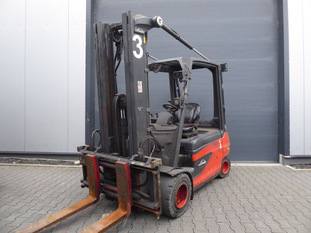 Linde E35L-01 Elektro 4 Rad-Stapler www.sks-stapler.at