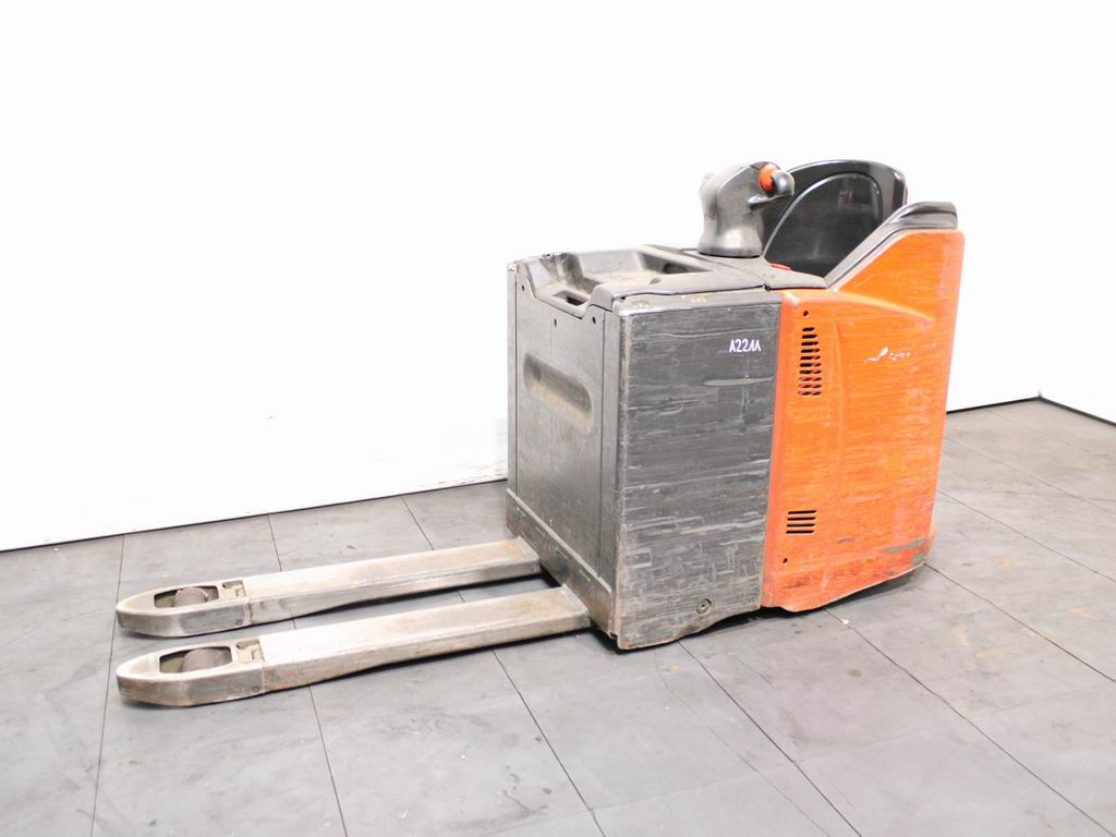 Linde T 20 SP 131 Niederhubwagen www.richter-gabelstapler.de Linde T 20 SP 131 Niederhubwagen www.richter-gabelstapler.de