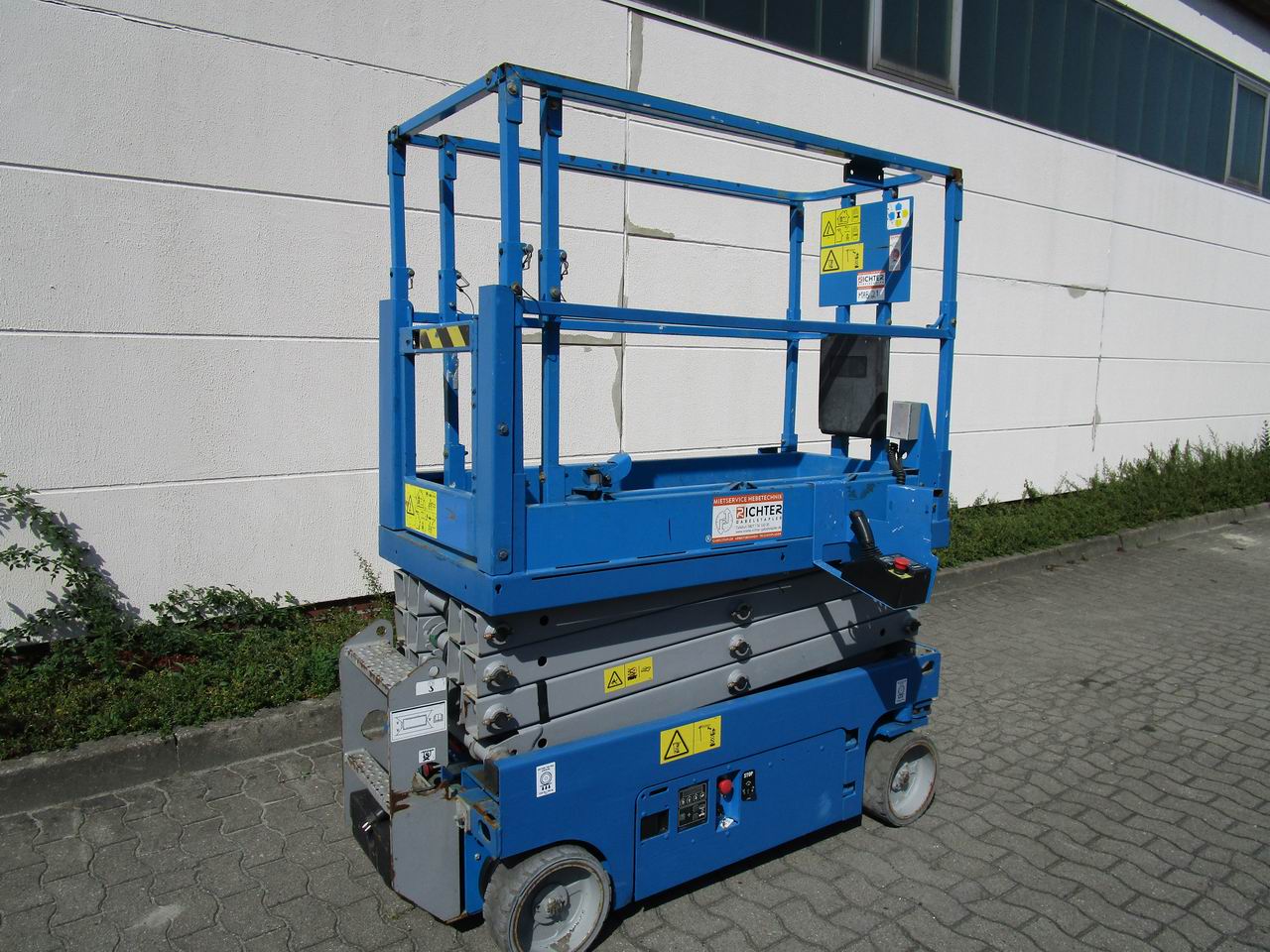 Genie GS 1932 Scherenarbeitsb�hne www.richter-gabelstapler.de