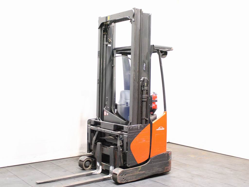Linde R 14 X-03  116 Schubmaststapler www.richter-gabelstapler.de