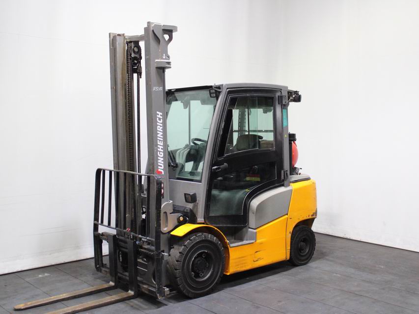 Jungheinrich TFG 425 SP G+E100-400ZT Treibgasstapler www.richter-gabelstapler.de