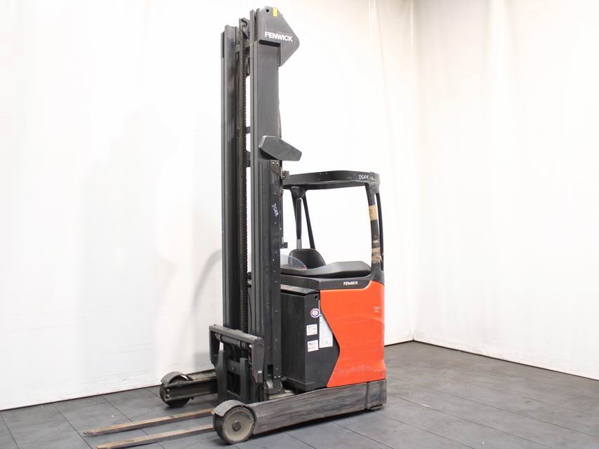 Linde R 14-01  1120 Reachtruck www.richter-gabelstapler.de