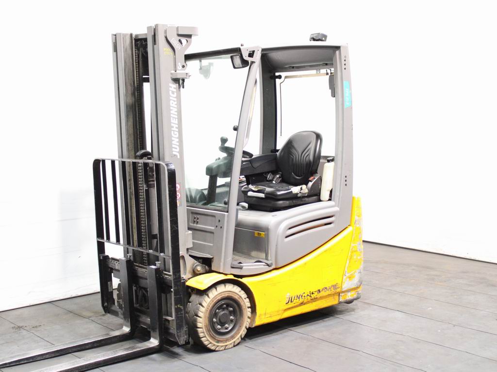 Jungheinrich EFG 215 GE 115-464 DZ Electric 3-wheel forklift www.richter-gabelstapler.de Jungheinrich EFG 215 GE 115-464 DZ Electric 3-wheel forklift www.richter-gabelstapler.de