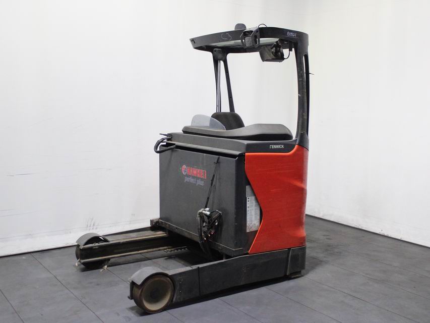 Linde R 14 HD-01  1120 Reach Truck www.richter-gabelstapler.de