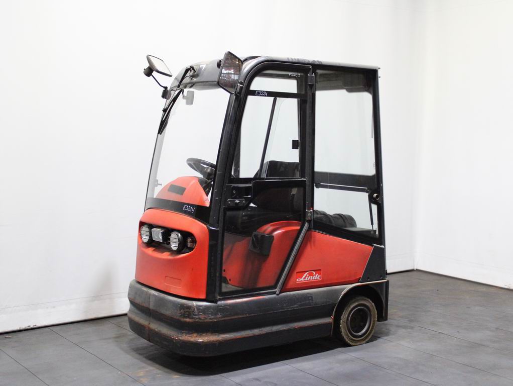 Linde P 60   126 Tow Tractor www.richter-gabelstapler.de