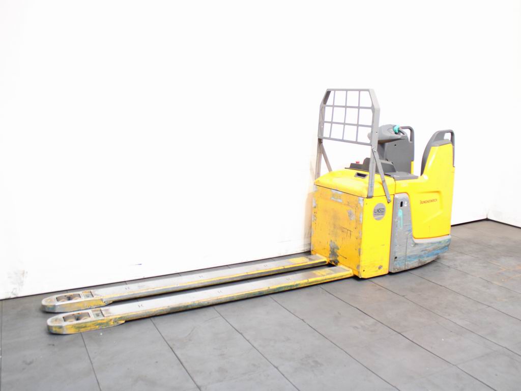Jungheinrich ERE 225  19-240-54FP Li-Ion Electric Pallet Truck www.richter-gabelstapler.de