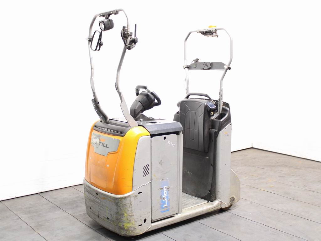Still LTX 50  Li-Ion Schlepper www.richter-gabelstapler.de