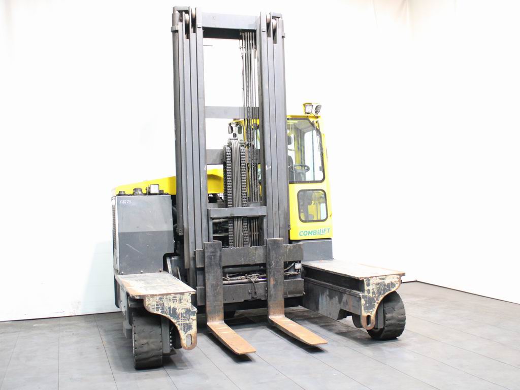 Combilift C 8000 Carretilla de carga lateral de 4 v�as www.richter-gabelstapler.de