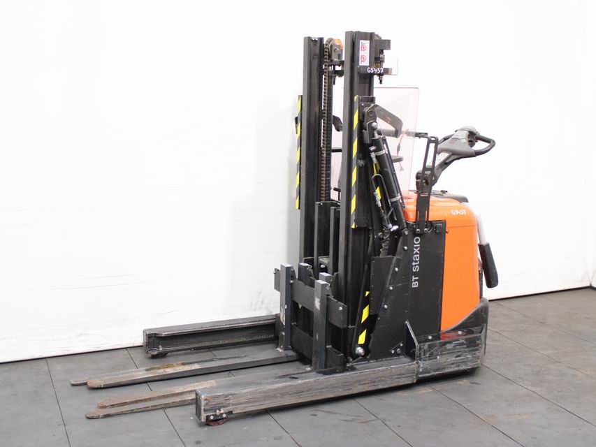 BT SPE 120 XRD Hochhubwagen www.richter-gabelstapler.de
