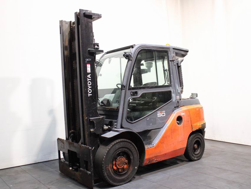 Toyota 40-8 FD 50 N Diesel Forklift www.richter-gabelstapler.de