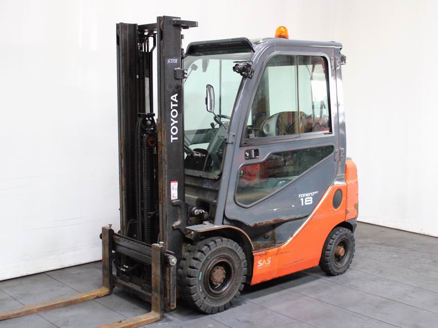 Toyota 06-8 FG 18 F LPG Forklifts www.richter-gabelstapler.de