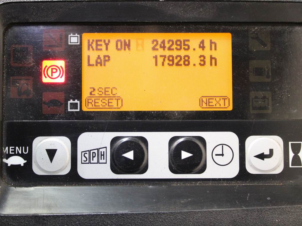 Toyota 8 FBEKT 16 Elektro 3 Rad-Stapler www.richter-gabelstapler.de Toyota 8 FBEKT 16 Elektro 3 Rad-Stapler www.richter-gabelstapler.de