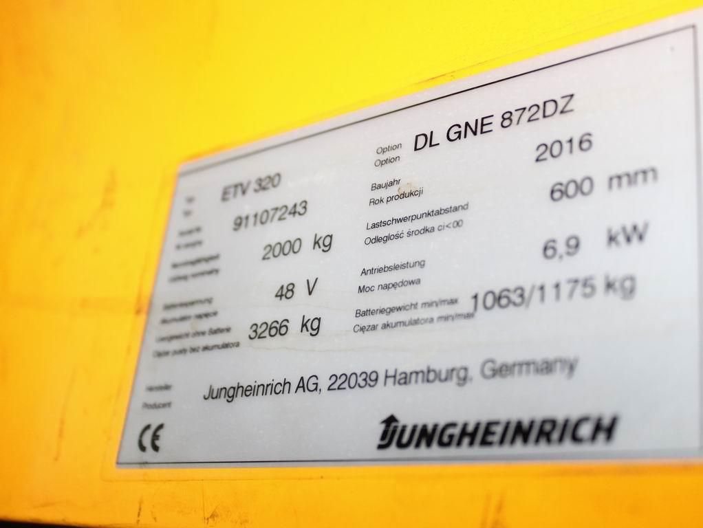 Jungheinrich ETV 320  872DZ Schubmaststapler www.richter-gabelstapler.de
