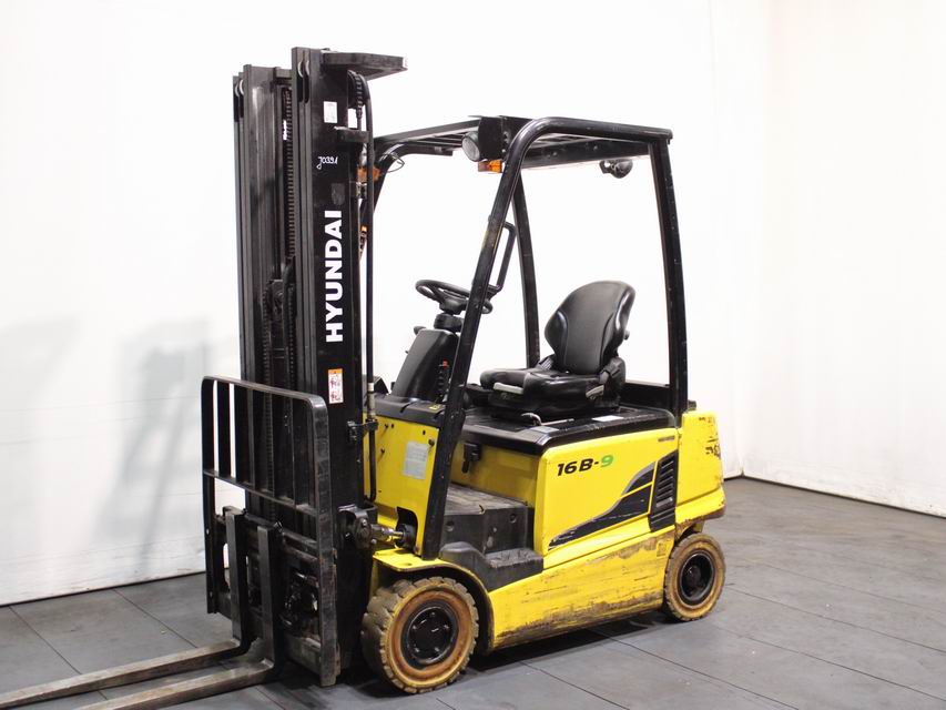 Hyundai 16 B-9 Electric 4-wheel forklift www.richter-gabelstapler.de