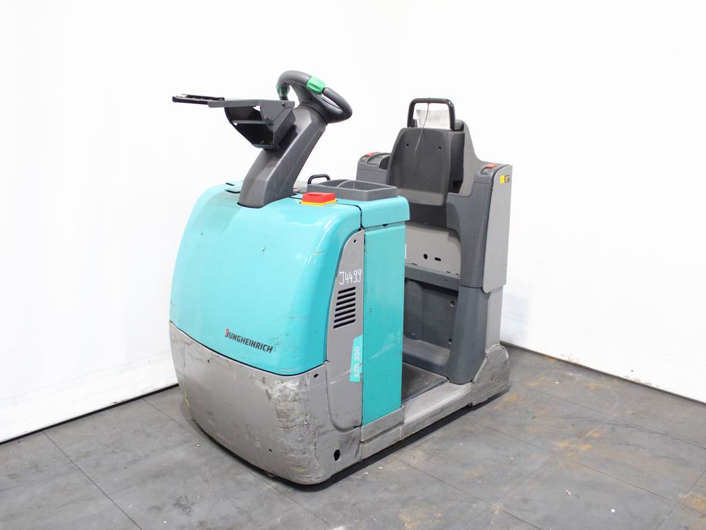 Jungheinrich EZS 350 Trainatore www.richter-gabelstapler.de