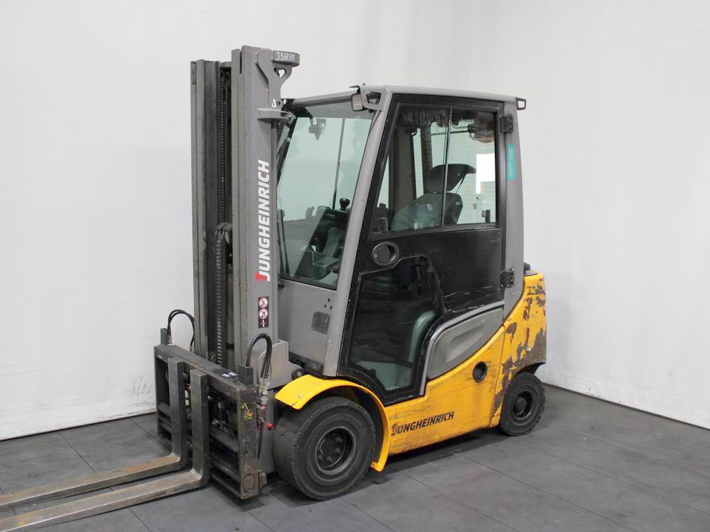 Jungheinrich DFG 320s  G120-500DZ Diesel Forklift www.richter-gabelstapler.de