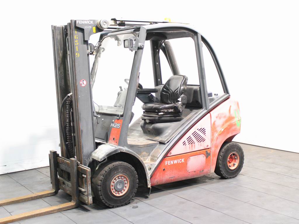 Linde H 25 D  392 Diesel www.richter-gabelstapler.de