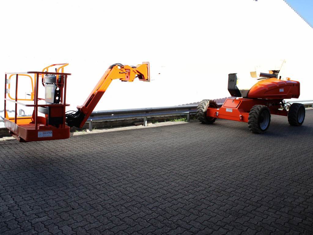 JLG M 600 JP Gelenkteleskopb�hne www.richter-gabelstapler.de