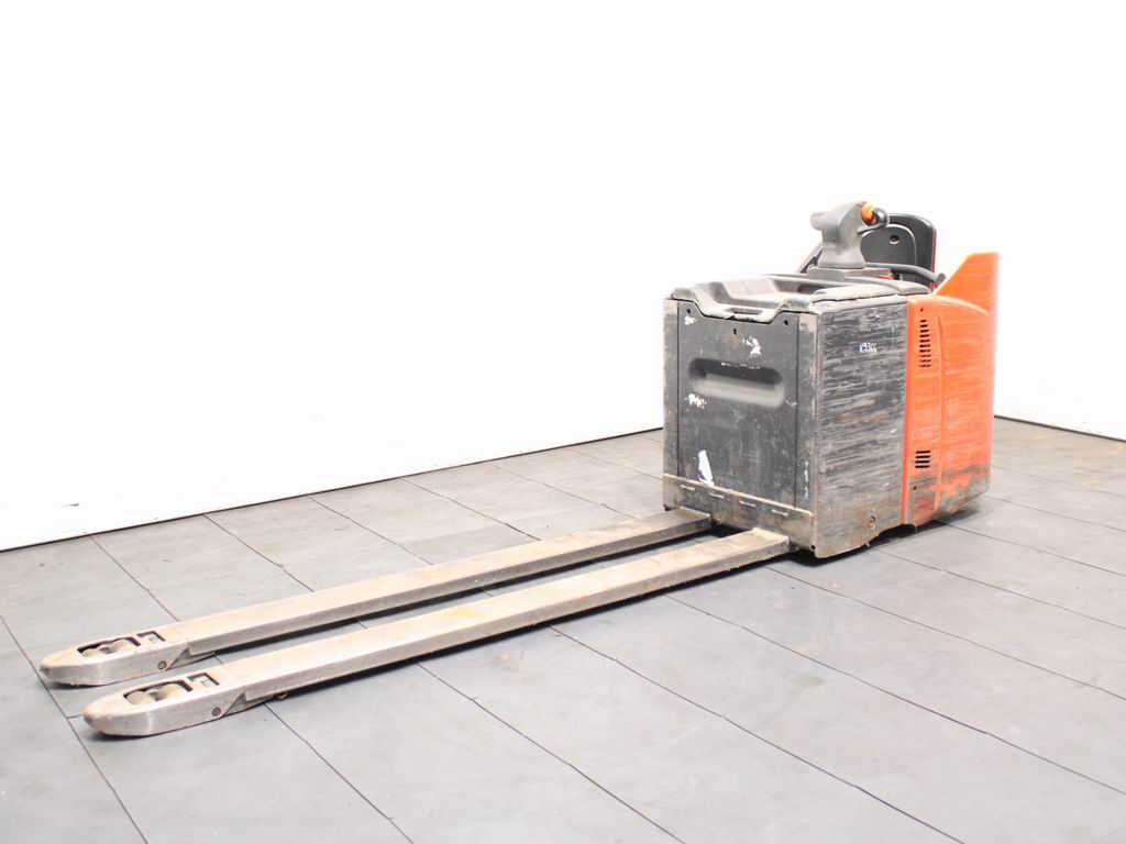 Linde T 20 SP  131 Электротележка www.richter-gabelstapler.de