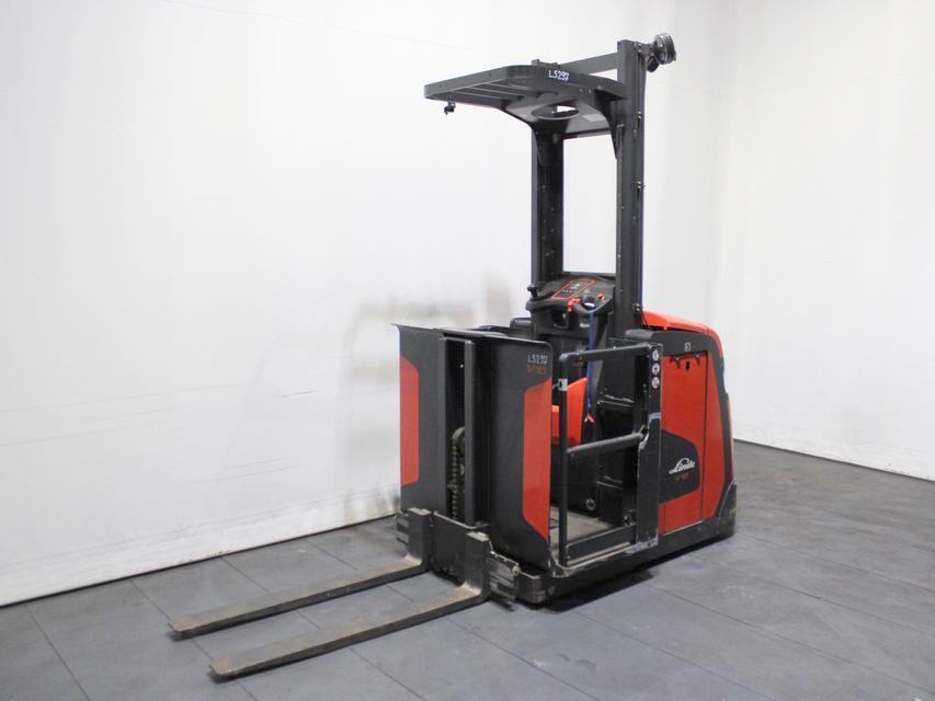 Linde V 10  5212 Высокоуровневый комплектовщик заказов www.richter-gabelstapler.de