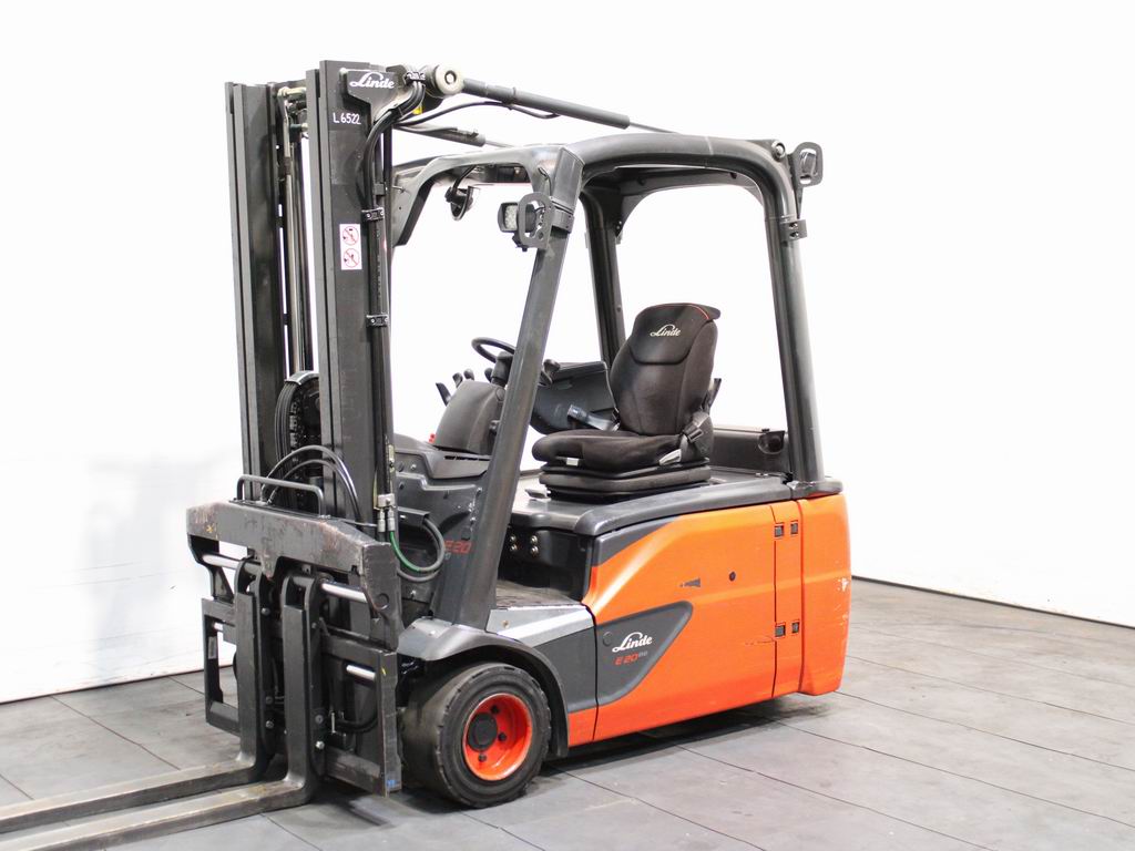 Linde E 20 L-02 386 Elektro 3 Rad-Stapler www.richter-gabelstapler.de Linde E 20 L-02 386 Elektro 3 Rad-Stapler www.richter-gabelstapler.de