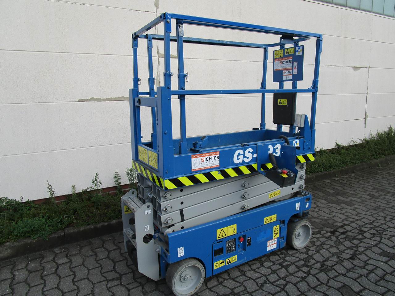 Genie GS 1932 Scherenarbeitsb�hne www.richter-gabelstapler.de