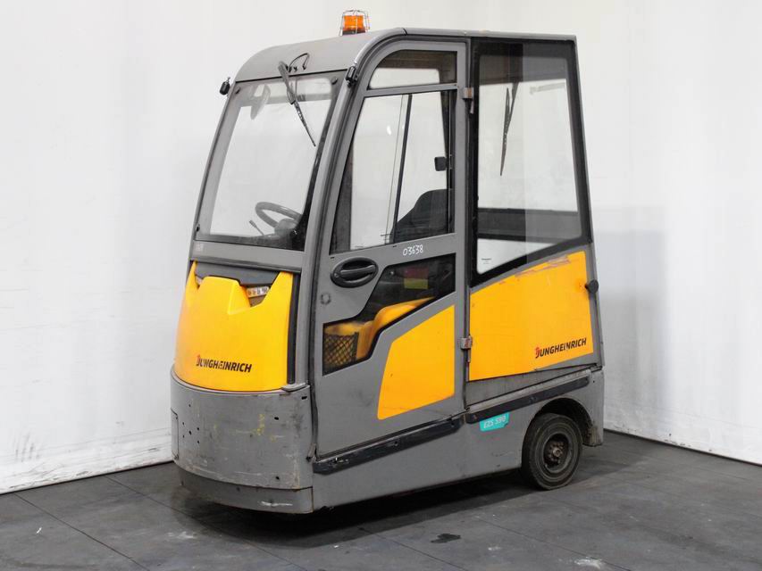 Jungheinrich EZS 590 LI ION Trainatore www.richter-gabelstapler.de