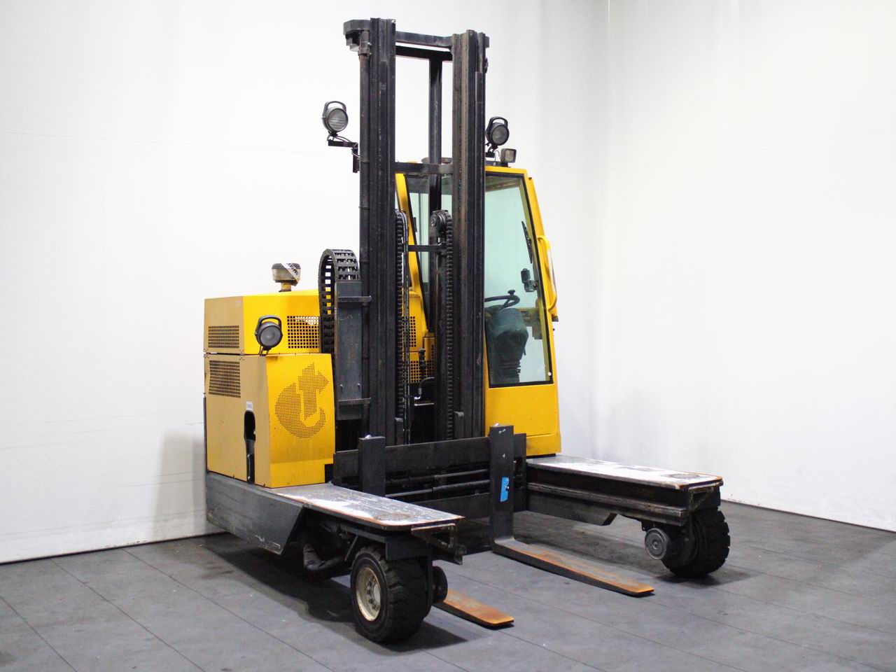 Transmanut Transversal OCC Four-way side loader www.richter-gabelstapler.de