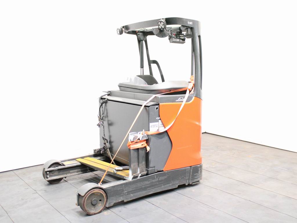 Linde R 16 HD-01  1120 Schubmaststapler www.richter-gabelstapler.de