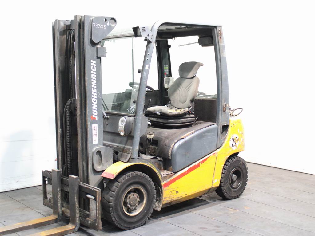 Jungheinrich TFG 425  GE120-470DZ Treibgasstapler www.richter-gabelstapler.de