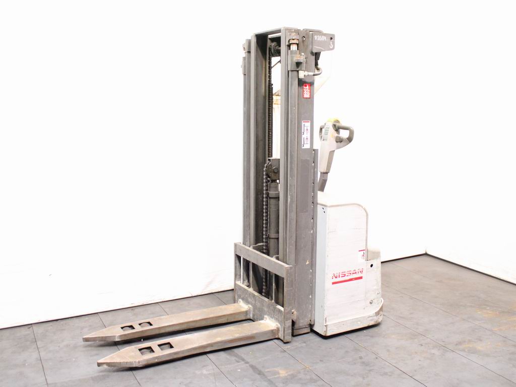 Nissan PSH 160 Hochhubwagen www.richter-gabelstapler.de Nissan PSH 160 Hochhubwagen www.richter-gabelstapler.de