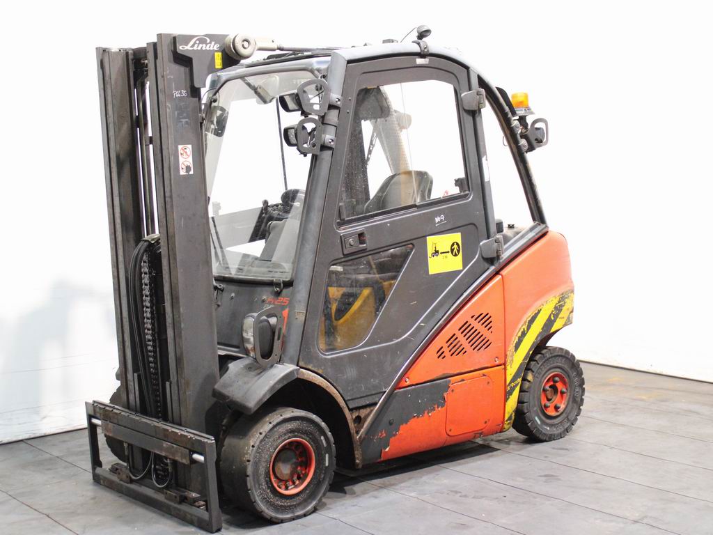 Linde H 25 D-02  392 Dieselstapler www.richter-gabelstapler.de