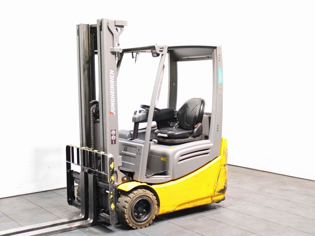 Jungheinrich EFG 215 GE115-500DZ Elektryczny 3-kolowy www.richter-gabelstapler.de Jungheinrich EFG 215 GE115-500DZ Elektryczny 3-kolowy www.richter-gabelstapler.de