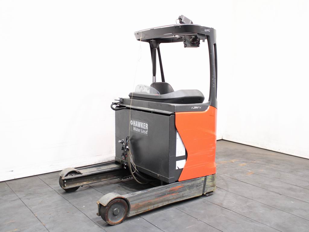 Linde R 14 HD-01  1120 Schubmaststapler www.richter-gabelstapler.de