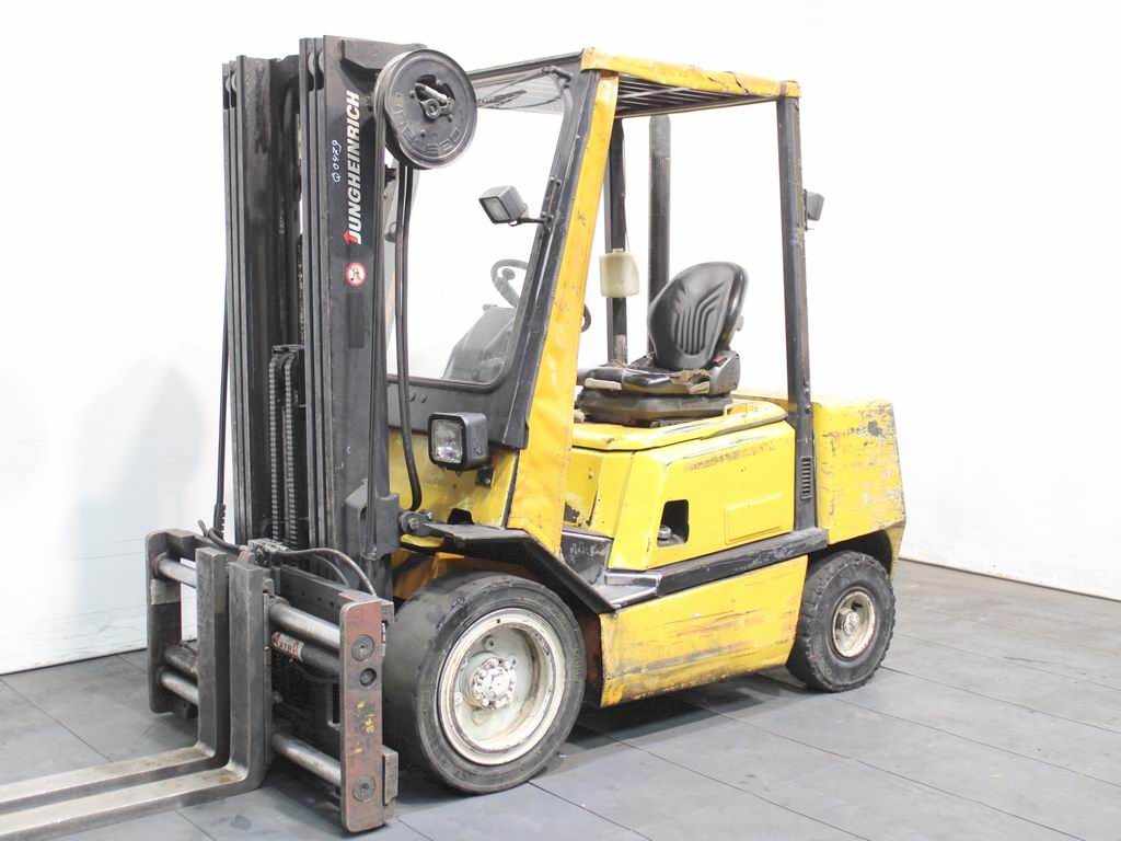 Jungheinrich DFG 30 G + E 180-532 DZ Dieselstapler www.richter-gabelstapler.de
