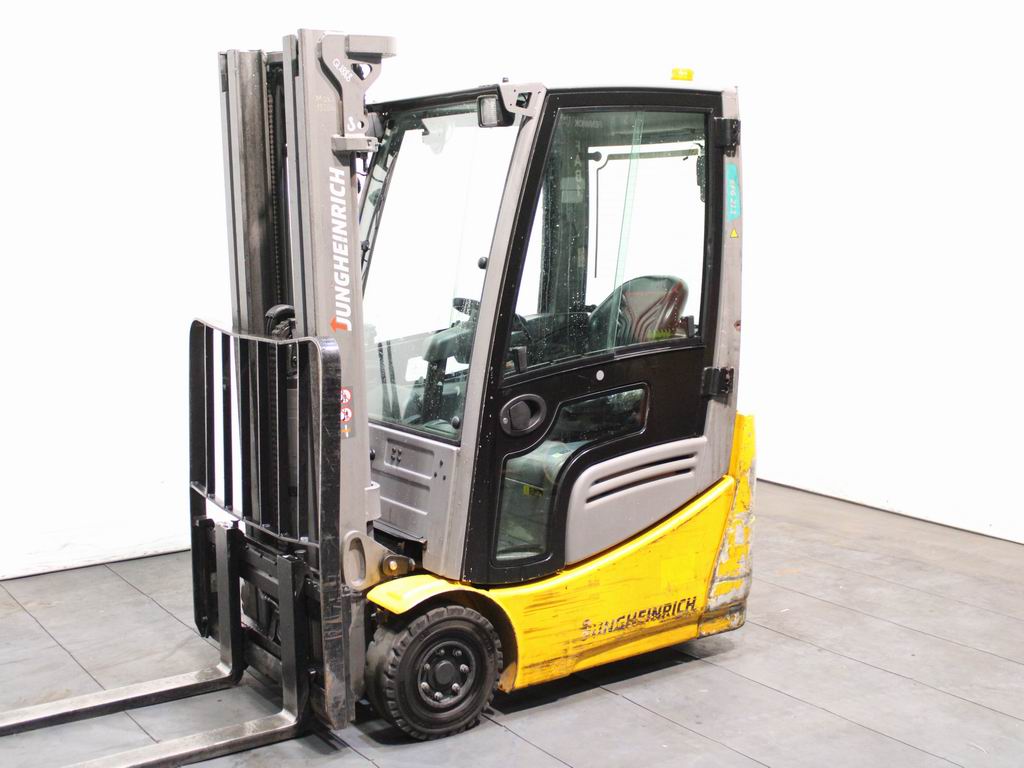 Jungheinrich EFG 213 GE 115-464 DZ Electric 3-wheel forklift www.richter-gabelstapler.de Jungheinrich EFG 213 GE 115-464 DZ Electric 3-wheel forklift www.richter-gabelstapler.de