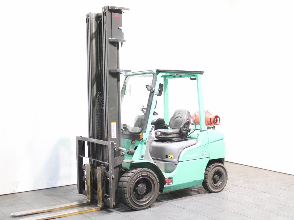 Mitsubishi FG 30 NT Treibgasstapler www.richter-gabelstapler.de