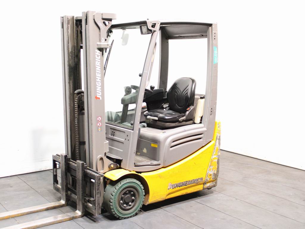 Jungheinrich EFG 215 GE115-440DZ Elektryczny 3-kolowy www.richter-gabelstapler.de Jungheinrich EFG 215 GE115-440DZ Elektryczny 3-kolowy www.richter-gabelstapler.de