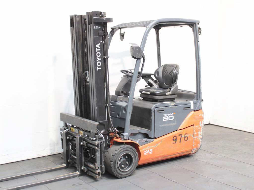 Toyota 8 FBE 20 T Elektro 3 Rad-Stapler www.richter-gabelstapler.de