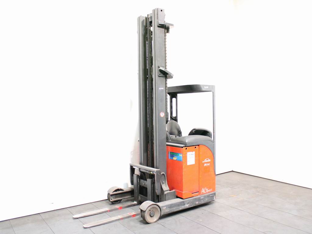 Linde R 14  115 Schubmaststapler www.richter-gabelstapler.de