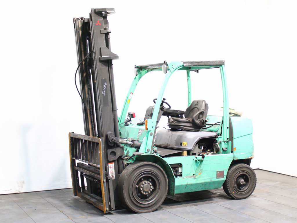 Mitsubishi FG 40 NT GLP www.richter-gabelstapler.de