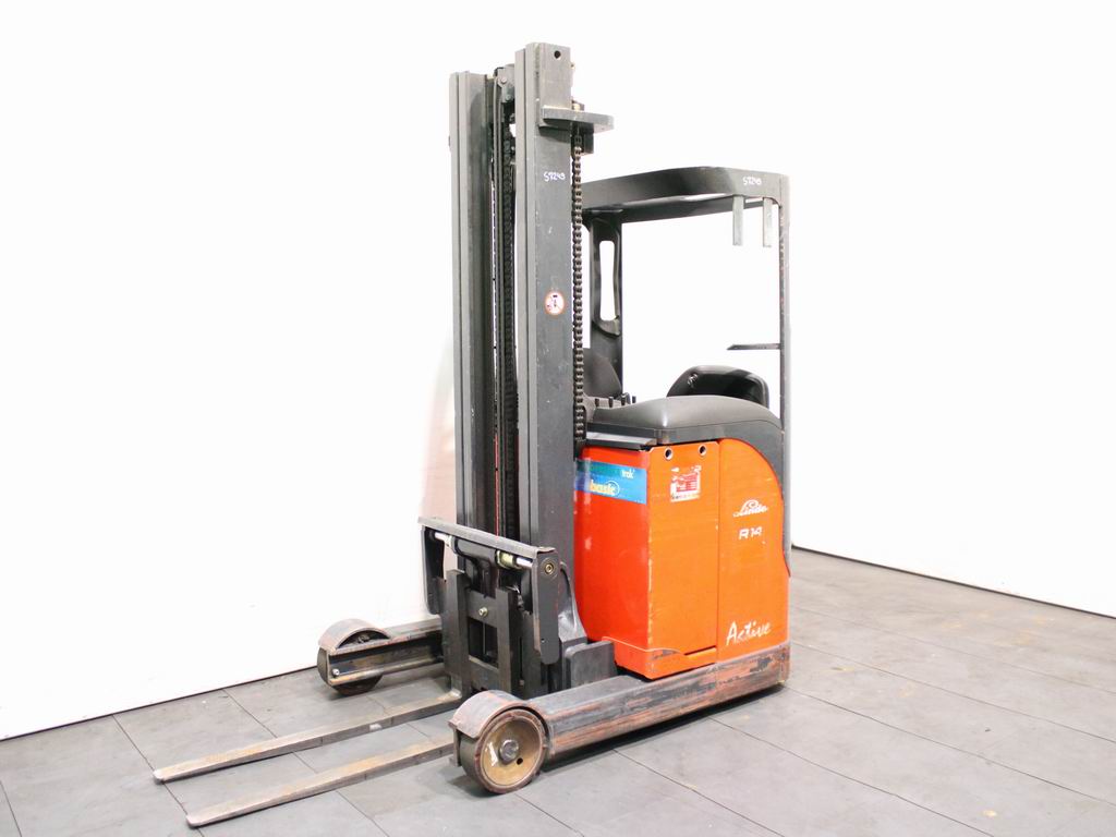 Linde R 14 C  115 Schubmaststapler www.richter-gabelstapler.de