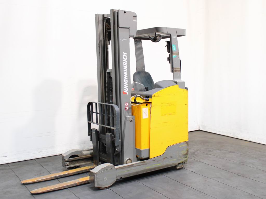 Jungheinrich ETM 214  MP E GE115-560DZ Schubmaststapler www.richter-gabelstapler.de
