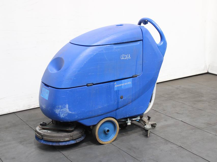Nilfisk Scrubber Dryer Scrubtec 651 BCL COM Kehrmaschinen www.richter-gabelstapler.de