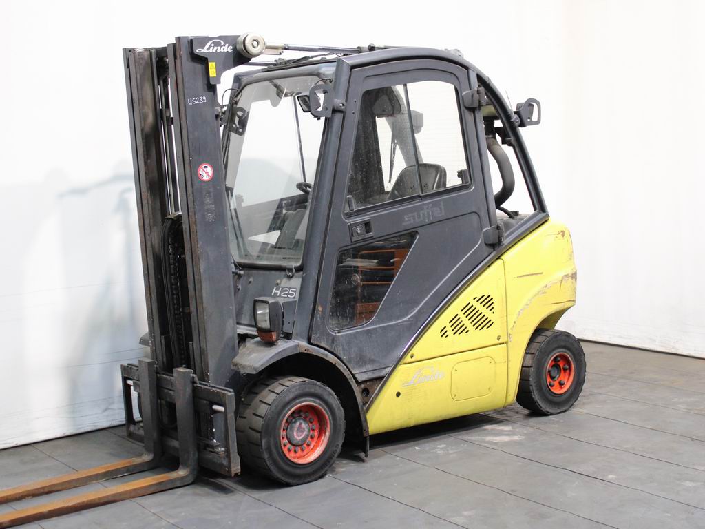 Linde H 25 D-01  392 Dieselstapler www.richter-gabelstapler.de