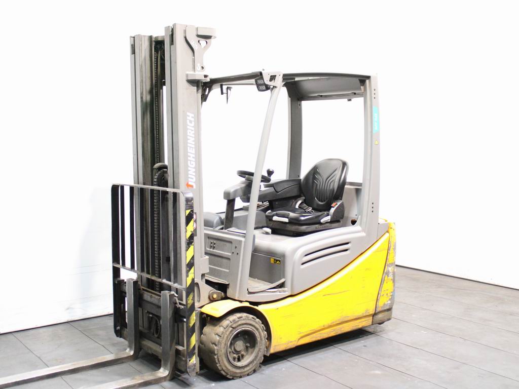 Jungheinrich EFG 220 GE 115-500 DZ Elektryczny 3-kolowy www.richter-gabelstapler.de Jungheinrich EFG 220 GE 115-500 DZ Elektryczny 3-kolowy www.richter-gabelstapler.de