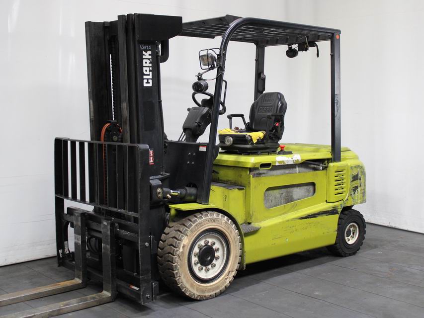 Clark GEX 40 Electric 4-wheel forklift www.richter-gabelstapler.de