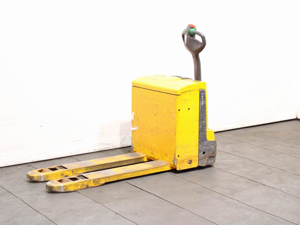 Jungheinrich EJE 118  20-115-54 Transpaleta  El�ctrica www.richter-gabelstapler.de